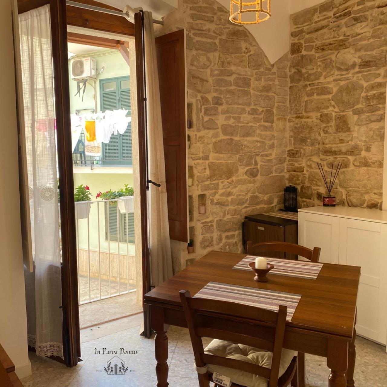 In Parva Domus Apartamento Bitonto Exterior foto